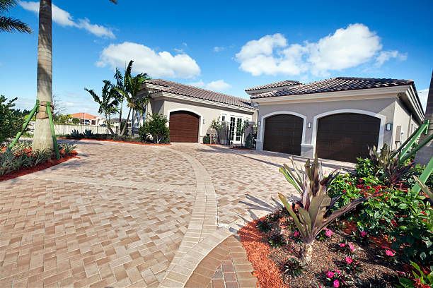 Best Driveway Pavers Near Me  in Colonial Heights, TN
